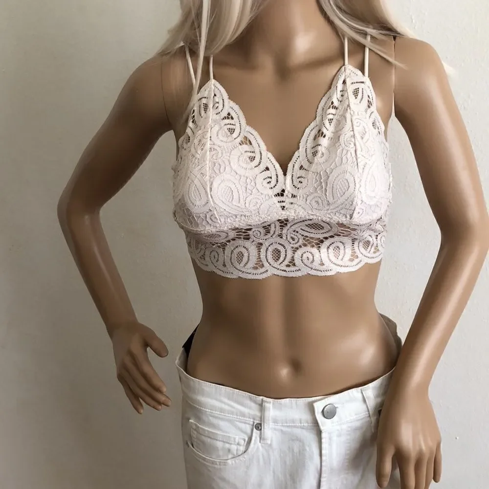 Victoria’s Secret's Coquette Fairy Cottage Core Lace Bralette Rose Gold S